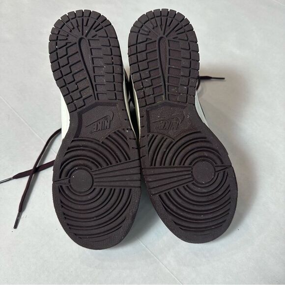 Nike Dunk High - Picture 3 of 5